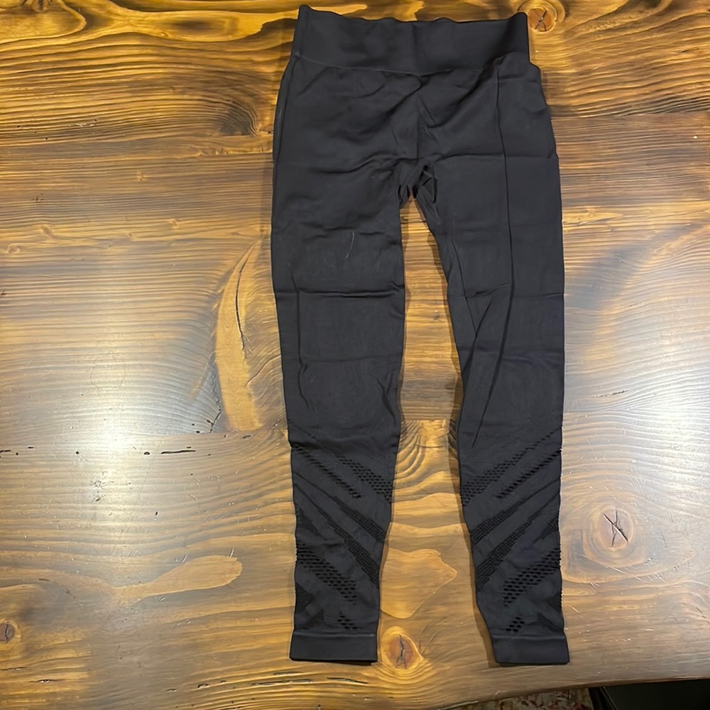 Black workout leggings (can’t remember the brand)